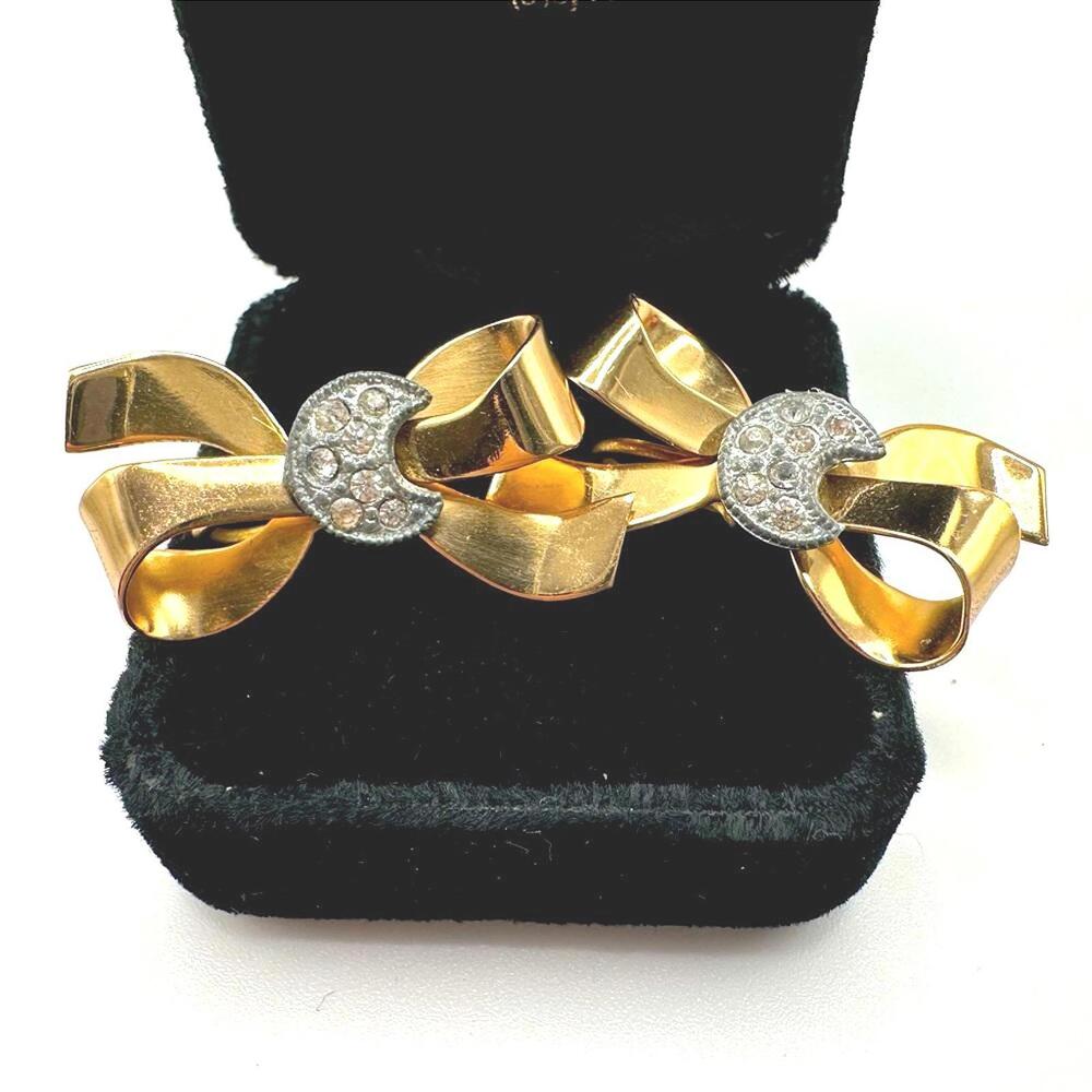 Earrings Coro Signed Gold Bow Rhinestones 1940’s Screw Back Gold Vintage 1.5"